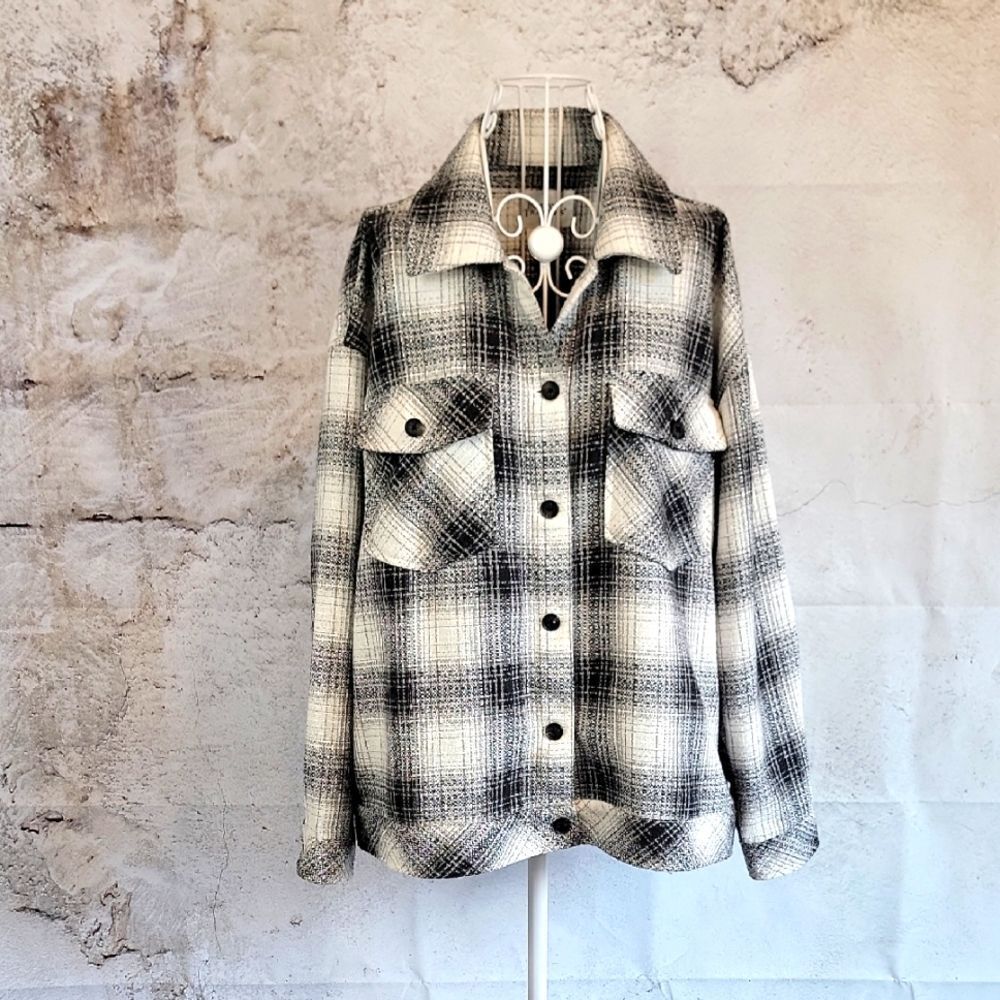 Boston Traders Plaid Black and White Women's  Shirt Jacket Size L